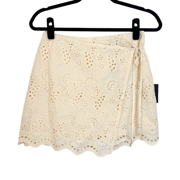 NWT Lulus Kamilla Eyelet Embroidered Skirt and Top Set, Cream, Size Small - Picture 7 of 8